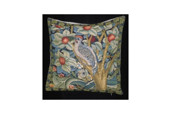 Gobelínový povlak na polštář  - Woodpecker Left  by William Morris